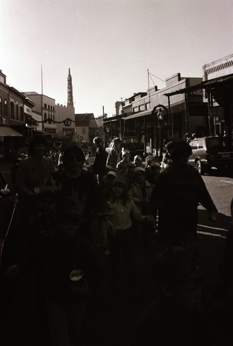 Click to see PIC 7-CARTER 30-1 of 103rd Donation Day Parade (PIC 7-CARTER 30)