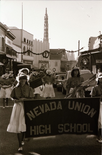 Click to see PIC 7-CARTER 30-9 of 103rd Donation Day Parade (PIC 7-CARTER 30)