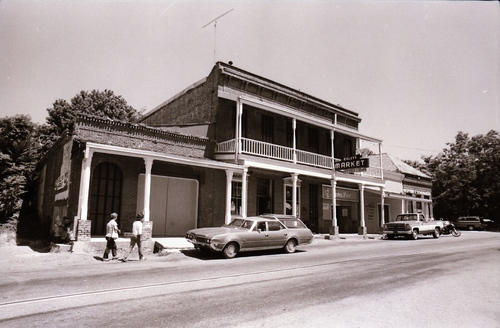 Click to see PIC 7-CARTER 33-4 of Bill Steele in North San Juan (PIC 7-CARTER 33)