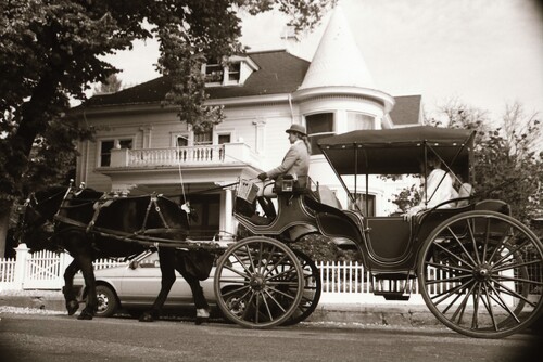 Click to see PIC 7-CARTER 75-1 of Carriage in Nevada City (PIC 7-CARTER 75)