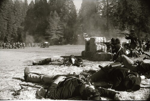 Click to see PIC 7-CARTER 49-19 of Civil War Battle Reenactment at Pioneer Park (PIC 7-CARTER 49)