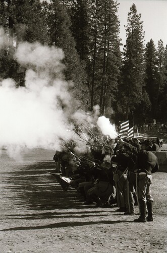 Click to see PIC 7-CARTER 49-23 of Civil War Battle Reenactment at Pioneer Park (PIC 7-CARTER 49)