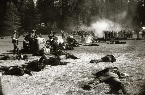 Click to see PIC 7-CARTER 49-25 of Civil War Battle Reenactment at Pioneer Park (PIC 7-CARTER 49)