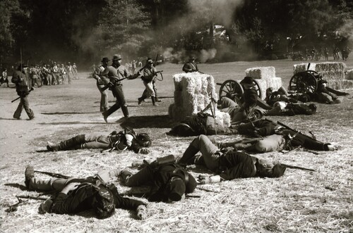 Click to see PIC 7-CARTER 49-26 of Civil War Battle Reenactment at Pioneer Park (PIC 7-CARTER 49)