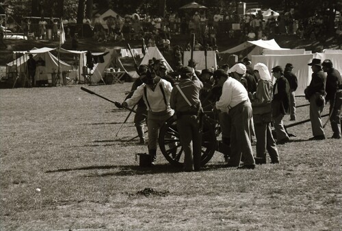Click to see PIC 7-CARTER 49-29 of Civil War Battle Reenactment at Pioneer Park (PIC 7-CARTER 49)