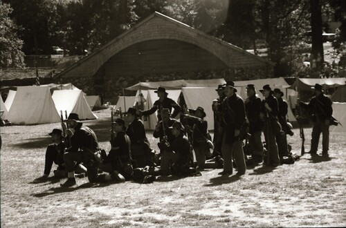 Click to see PIC 7-CARTER 49-34 of Civil War Battle Reenactment at Pioneer Park (PIC 7-CARTER 49)