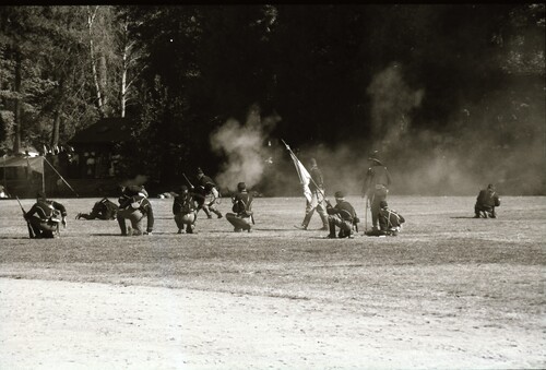 Click to see PIC 7-CARTER 49-38 of Civil War Battle Reenactment at Pioneer Park (PIC 7-CARTER 49)