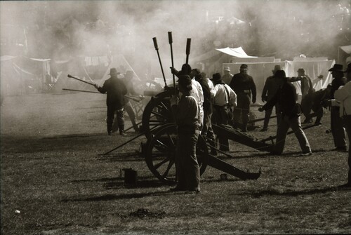 Click to see PIC 7-CARTER 49-40 of Civil War Battle Reenactment at Pioneer Park (PIC 7-CARTER 49)