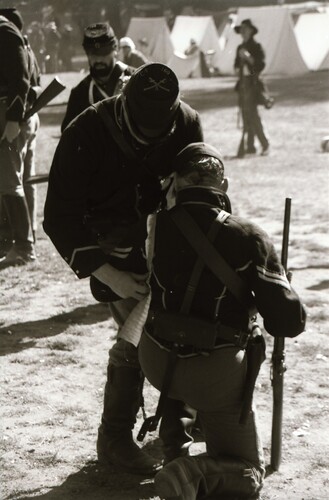 Click to see PIC 7-CARTER 49-45 of Civil War Battle Reenactment at Pioneer Park (PIC 7-CARTER 49)