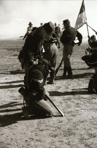 Click to see PIC 7-CARTER 49-46 of Civil War Battle Reenactment at Pioneer Park (PIC 7-CARTER 49)