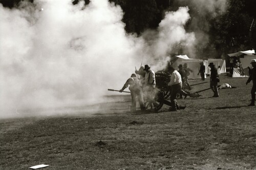 Click to see PIC 7-CARTER 49-50 of Civil War Battle Reenactment at Pioneer Park (PIC 7-CARTER 49)