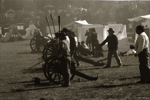 Click to see PIC 7-CARTER 49-51 of Civil War Battle Reenactment at Pioneer Park (PIC 7-CARTER 49)