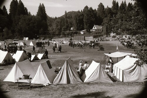 Click to see PIC 7-CARTER 50-13 of Civil War Reenactment at Pioneer Park for Constitution Day (PIC 7-CARTER 50)