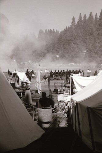 Click to see PIC 7-CARTER 50-25 of Civil War Reenactment at Pioneer Park for Constitution Day (PIC 7-CARTER 50)