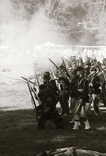 Click to see PIC 7-CARTER 61-3 of Civil War Reenactment at Pioneer Park (PIC 7-CARTER 61)