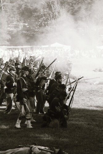 Click to see PIC 7-CARTER 61-24 of Civil War Reenactment at Pioneer Park (PIC 7-CARTER 61)