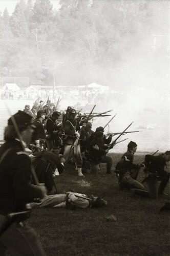 Click to see PIC 7-CARTER 61-26 of Civil War Reenactment at Pioneer Park (PIC 7-CARTER 61)
