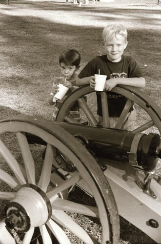 Click to see PIC 7-CARTER 59-11 of Constitution Day Civil War Reenactment (PIC 7-CARTER 59)