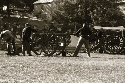 Click to see PIC 7-CARTER 59-16 of Constitution Day Civil War Reenactment (PIC 7-CARTER 59)