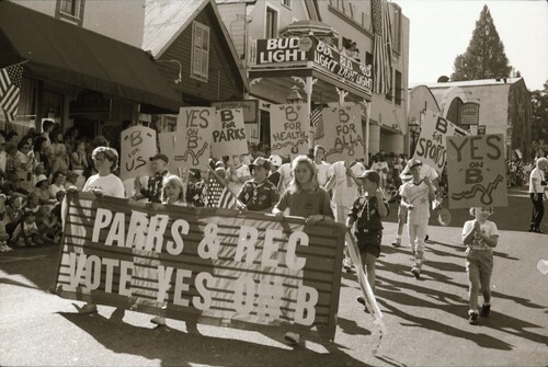 Click to see PIC 7-CARTER 58-26 of Constitution Day Parade (PIC 7-CARTER 58)