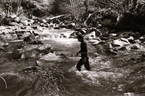 Click to see PIC 7-CARTER 22-8 of Deer Creek Mining Co. Gold Dredging (PIC 7-CARTER 22)