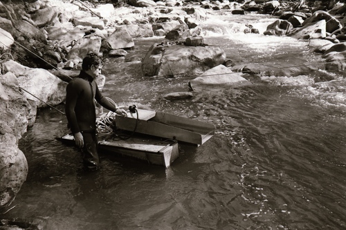 Click to see PIC 7-CARTER 22-9 of Deer Creek Mining Co. Gold Dredging (PIC 7-CARTER 22)