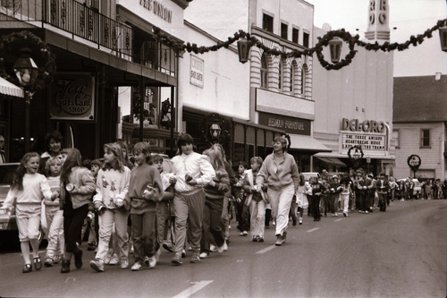 Click to view Donation Day Parade 1986 (PIC 7-CARTER 6) Donation Day Parade 1986 (PIC 7-CARTER 6)