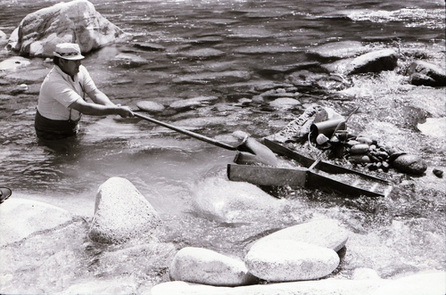 Click to see PIC 7-CARTER 24-14 of Gold Sluicing and Dredging (PIC 7-CARTER 24)