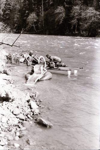 Click to see PIC 7-CARTER 24-22 of Gold Sluicing and Dredging (PIC 7-CARTER 24)