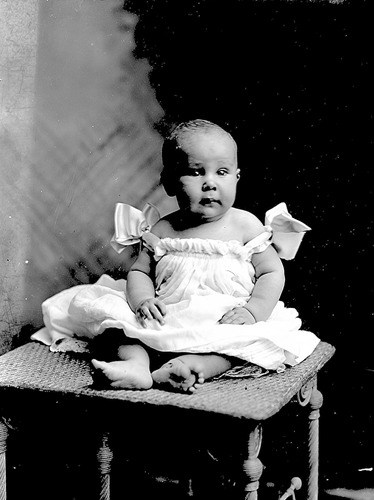 Click to see GP-5X7-4 of Moore Glass Plate Collection (GP-)