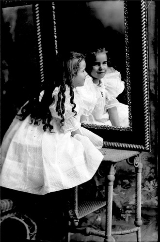 Click to see GP-13 of Moore Glass Plate Collection (GP-)