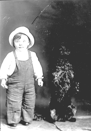 Click to see GP-28 of Moore Glass Plate Collection (GP-)