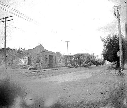 Click to see GP-43 of Moore Glass Plate Collection (GP-)