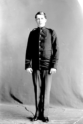 Click to see GP-49 of Moore Glass Plate Collection (GP-)