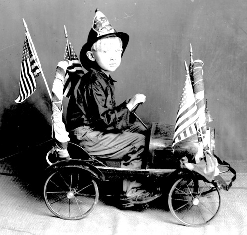 Click to see GP-51 of Moore Glass Plate Collection (GP-)