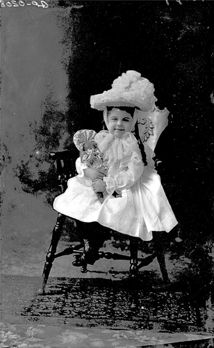 Click to see GP-208 of Moore Glass Plate Collection (GP-)