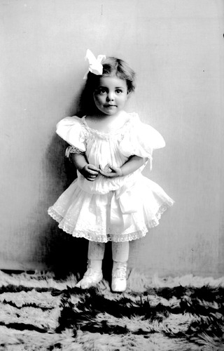 Click to see GP-236 of Moore Glass Plate Collection (GP-)