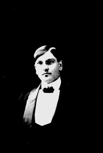 Click to see GP-279 of Moore Glass Plate Collection (GP-)