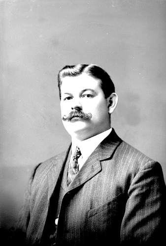 Click to see GP-282 of Moore Glass Plate Collection (GP-)