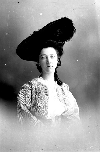Click to see GP-296 of Moore Glass Plate Collection (GP-)