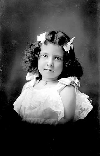 Click to see GP-307 of Moore Glass Plate Collection (GP-)