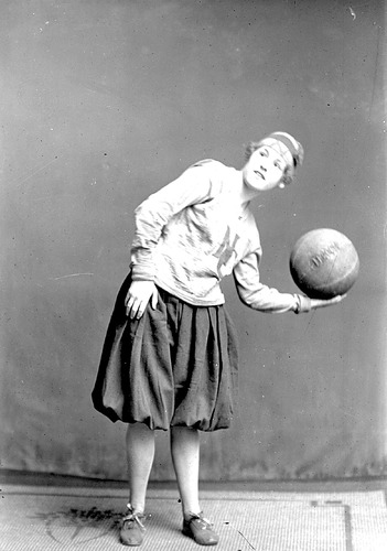 Click to see GP-344 of Moore Glass Plate Collection (GP-)
