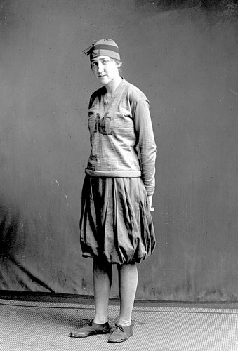 Click to see GP-348 of Moore Glass Plate Collection (GP-)