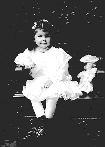 Click to see GP-363 of Moore Glass Plate Collection (GP-)