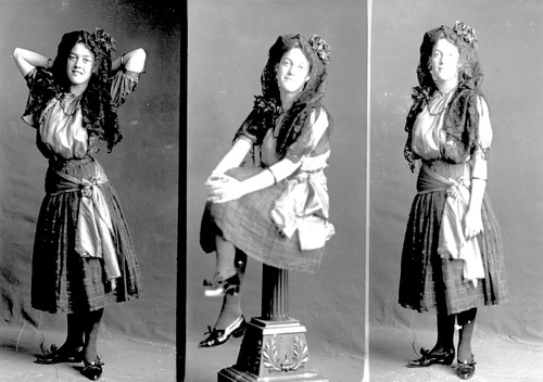 Click to see GP-402 of Moore Glass Plate Collection (GP-)