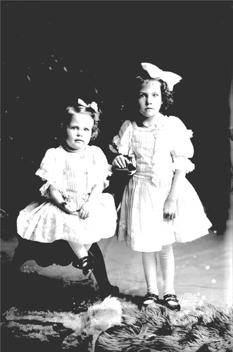 Click to see GP-419 of Moore Glass Plate Collection (GP-)
