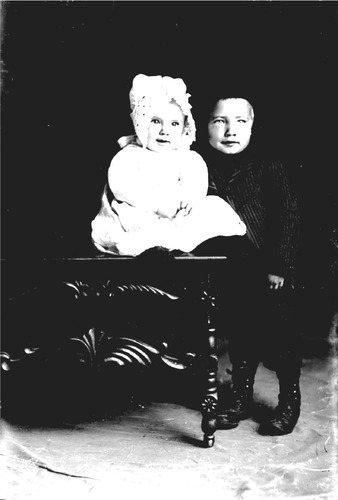 Click to see GP-438 of Moore Glass Plate Collection (GP-)