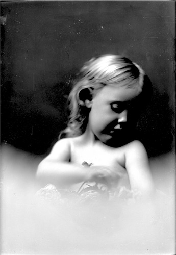 Click to see GP-471 of Moore Glass Plate Collection (GP-)