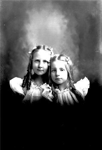 Click to see GP-473 of Moore Glass Plate Collection (GP-)
