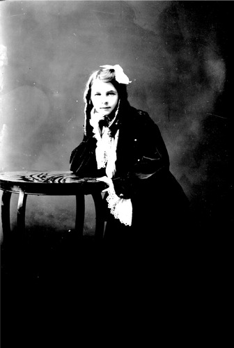 Click to see GP-481 of Moore Glass Plate Collection (GP-)